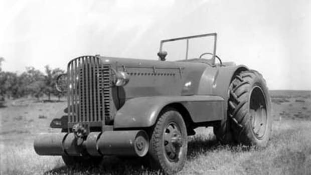 minneapolis-moline military tractor
