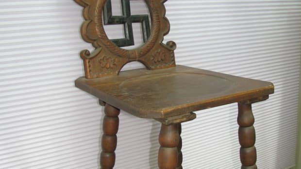 Hitlers-Chair-3