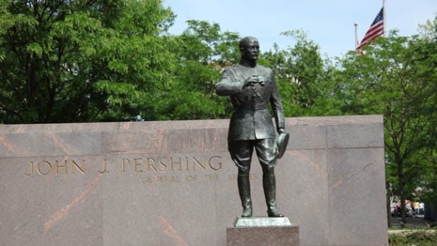  The US World War One Centennial Commission’s design concept for a new memorial in Washington, DC, will incorporate the existing statue of General John Pershing, commander of the American Expeditionary Force during WWI.