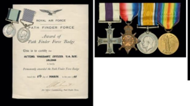 Officer-Victor-Arthur-Roe-Medals