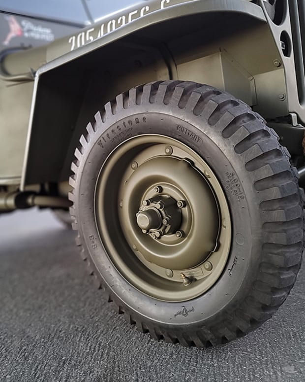 Combat Rims add an amazing finishing detail to any World War 2 Jeep.