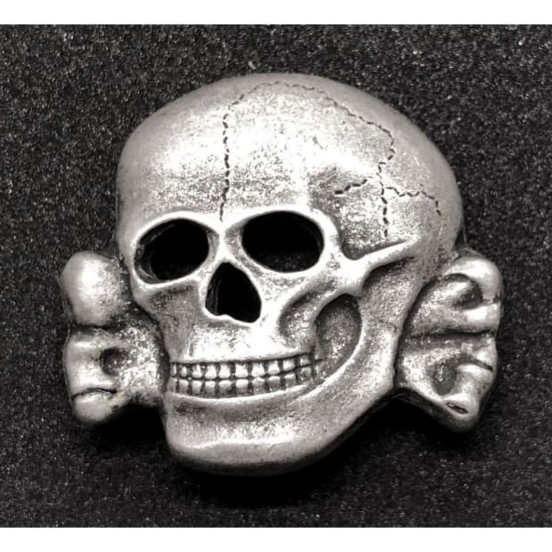 Totenkopf bottone del cranio tedesco 