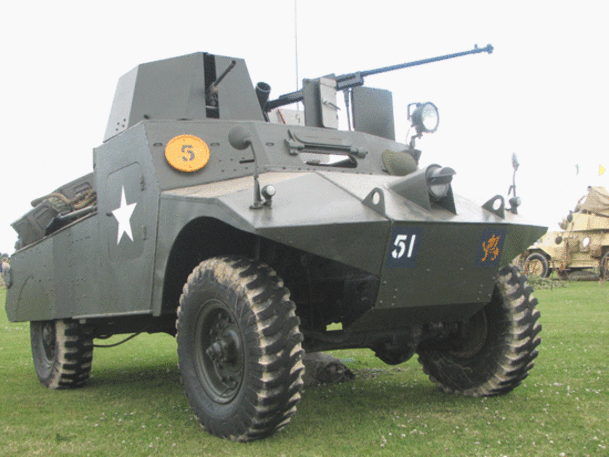 3/4 front view along right hand side of the Morris LRC MkII showing driver’s position and detail of Bren Gun turret.
