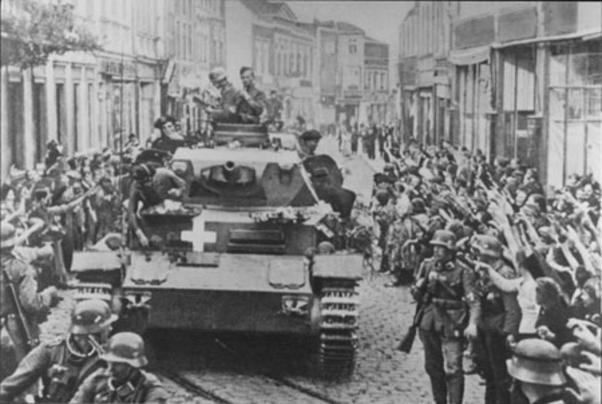 An early Panzer Mk. IV (model E) being welcomed into a village in Poland near the German border in 1939. Despite the impression of propaganda films of the time, these types of tanks were in relatively small numbers during the Polish and French campaigns. Approximately 200 (only 10% of the tank force) were in service at the time of the invasion of Poland.