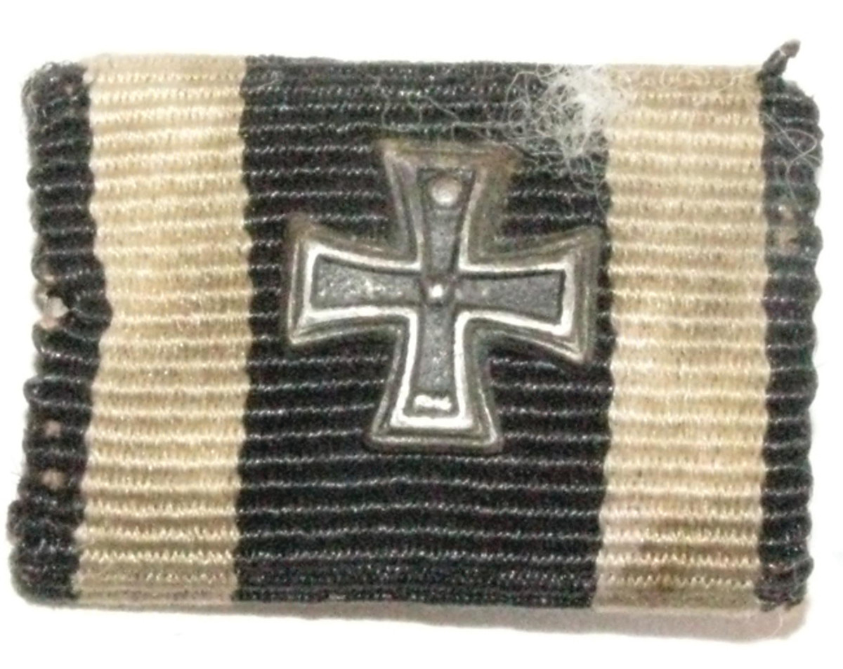  Receipt of the 1914 Iron Crosses were commonly displayed on veterans’ ribbon bars.