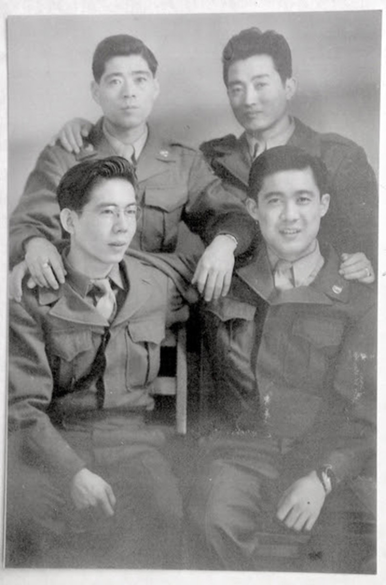  Taira Nakao and fellow soldiers ca. 1943-1945