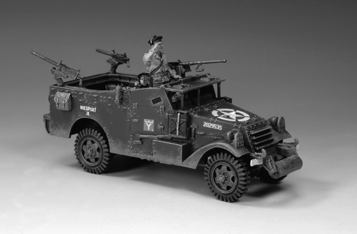 King & Country’s model (DD103) of the M3A1 comes festooned with three pintle-mounted machine guns and a crew of two French Resistance fighters. 