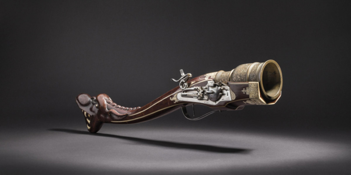 A significant de luxe grenade gun, South German, circa 1610/20