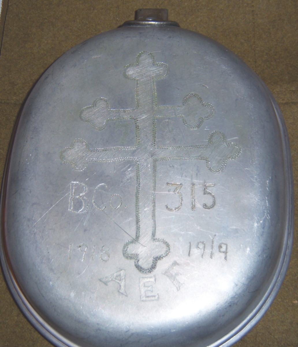  A nicely carved mess kit belonging to a soldier from Company B, 315th Infantry Regiment, 79th Division.