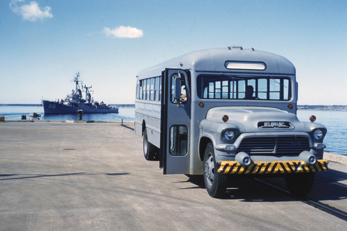 A US Navy GMC bus in “battleship gray,” photographed in 1958.