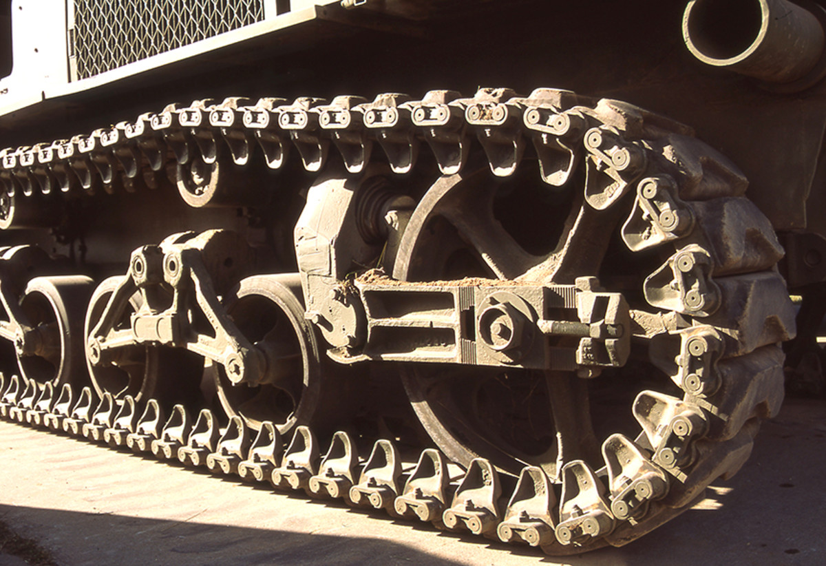 259 M4s were modified by moving the suspension out from the hull to accommodate duck-bill extensions to the ends of the track shoes. These are known as “M4A1” models.
