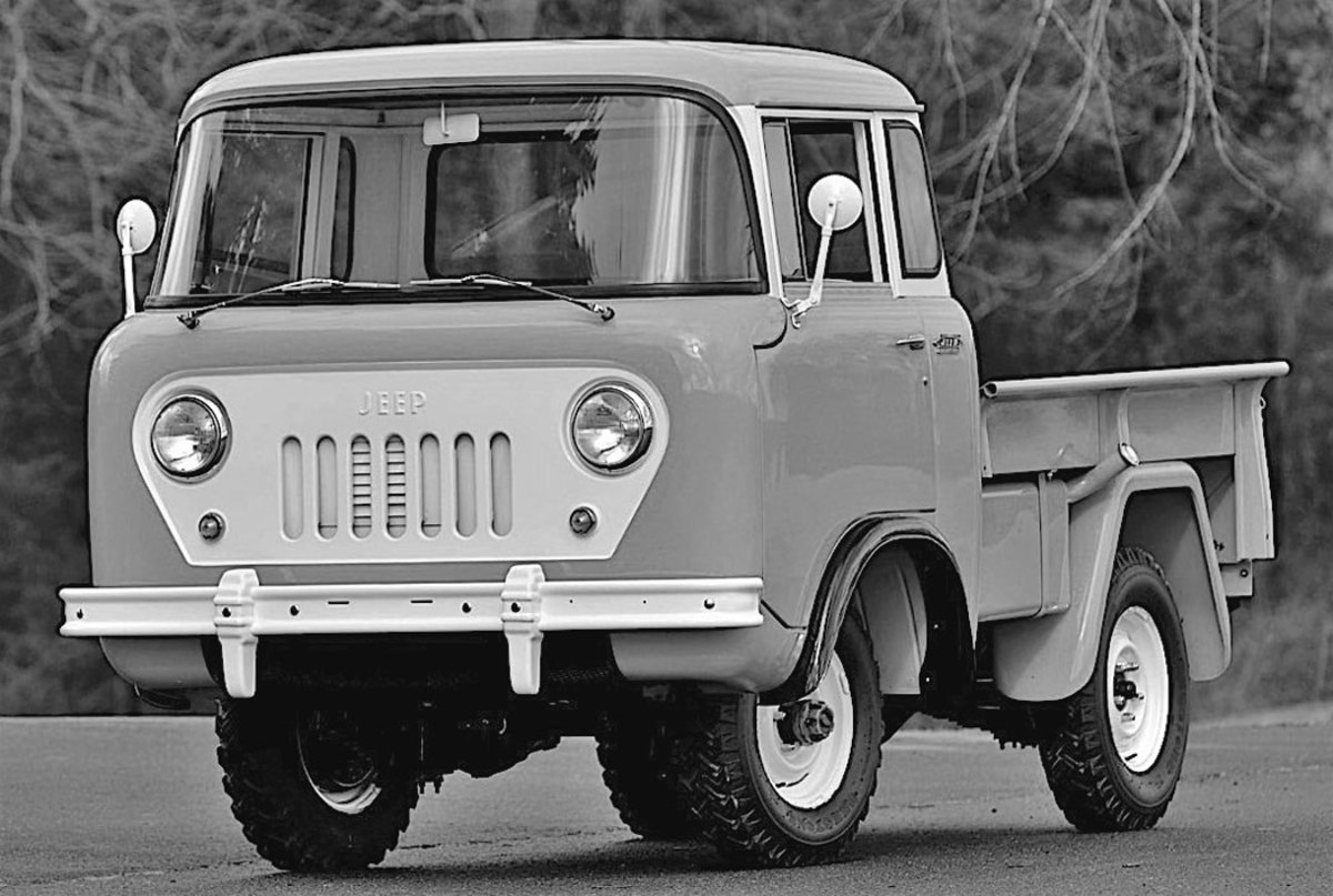 Early model FC-150s used the same front axle as the CJ5, which not only looked odd from the front, because it had so narrow a track (48.4 inches) compared to the cab, but also made the vehicle touchy on the highway and generally clumsy, tippy, and prone to roll-over off-road. 