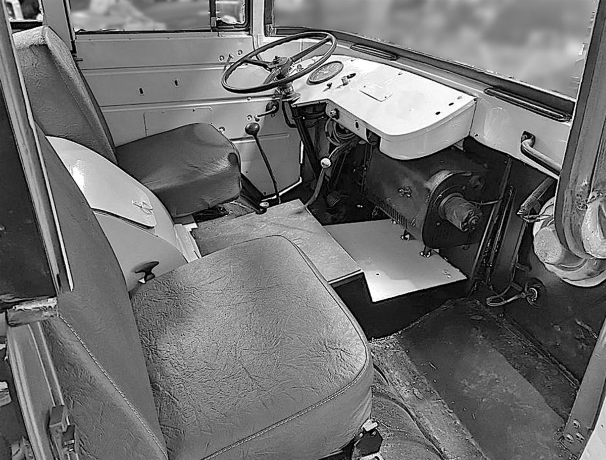 The same cabs were used on both the FC-150 and FC-170. Although designed for two people, the cabs were roomy and comfortable, and a heater/defroster was optional.