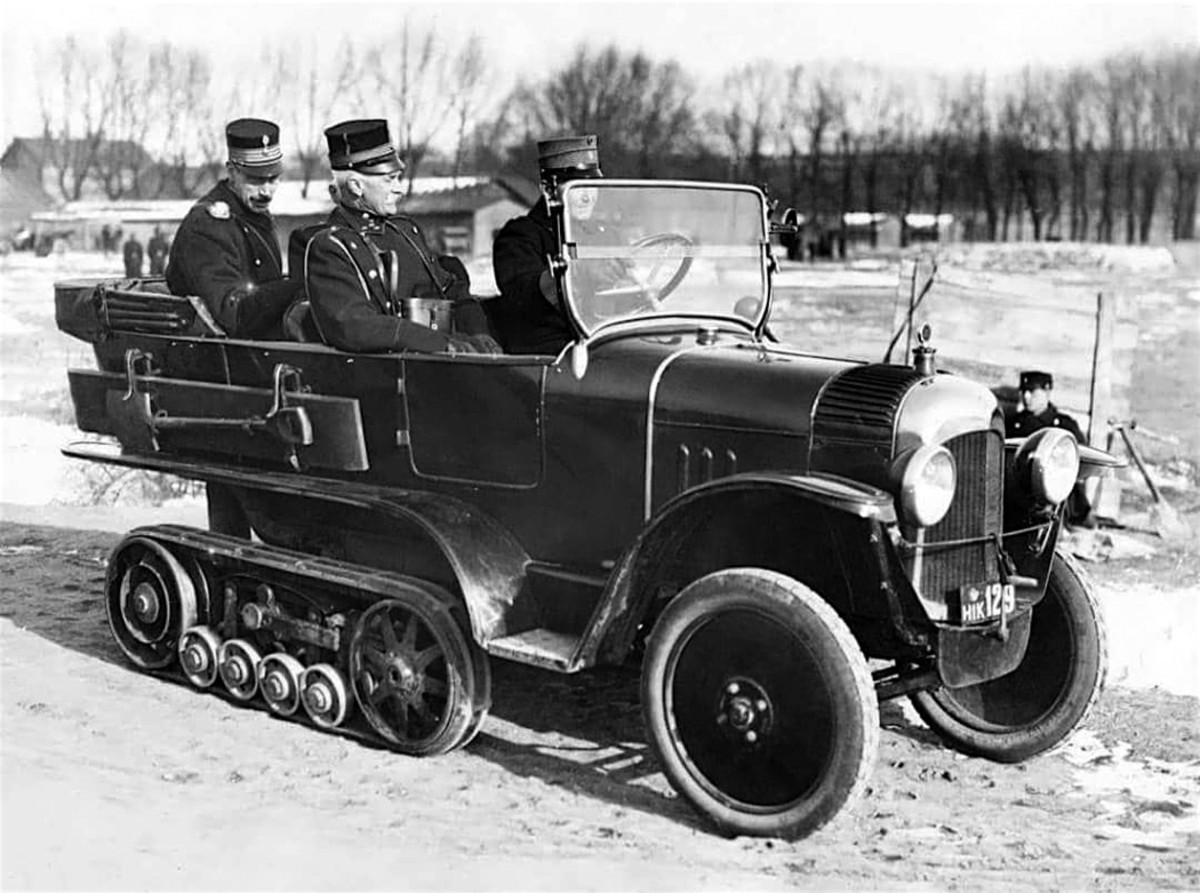 Trust the French to make an elegant half-track, such as this Citroën.