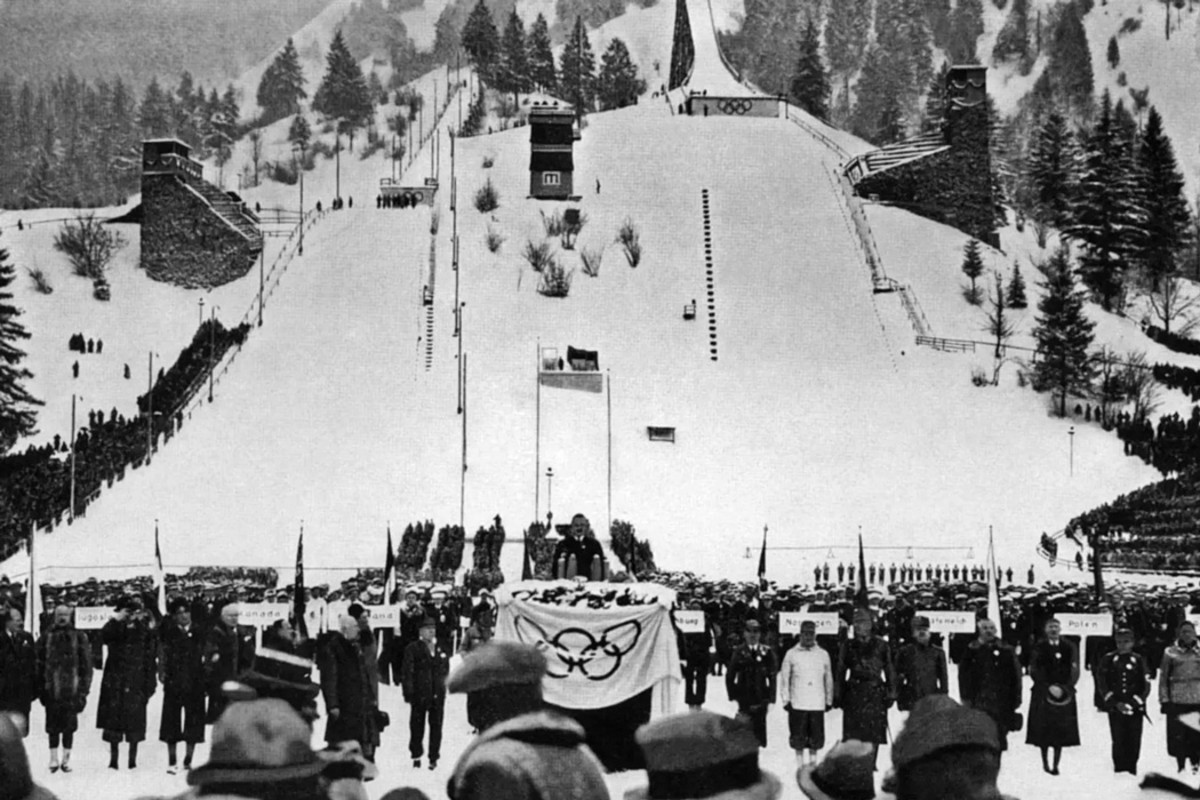 At the 1936 Winter Olympics at Garmisch-Partenkirchen, Germany, alpine skiing was arranged for the first time in the Olympics, a combined event for men and women. Both downhills were run on Kreuzjoch on Friday, February 7, 1936, with the women at 11:00 and the men at noon. The two-run slalom races were run on the weekend at Gudiberg with the women’s event on Saturday and the men’s on Sunday.