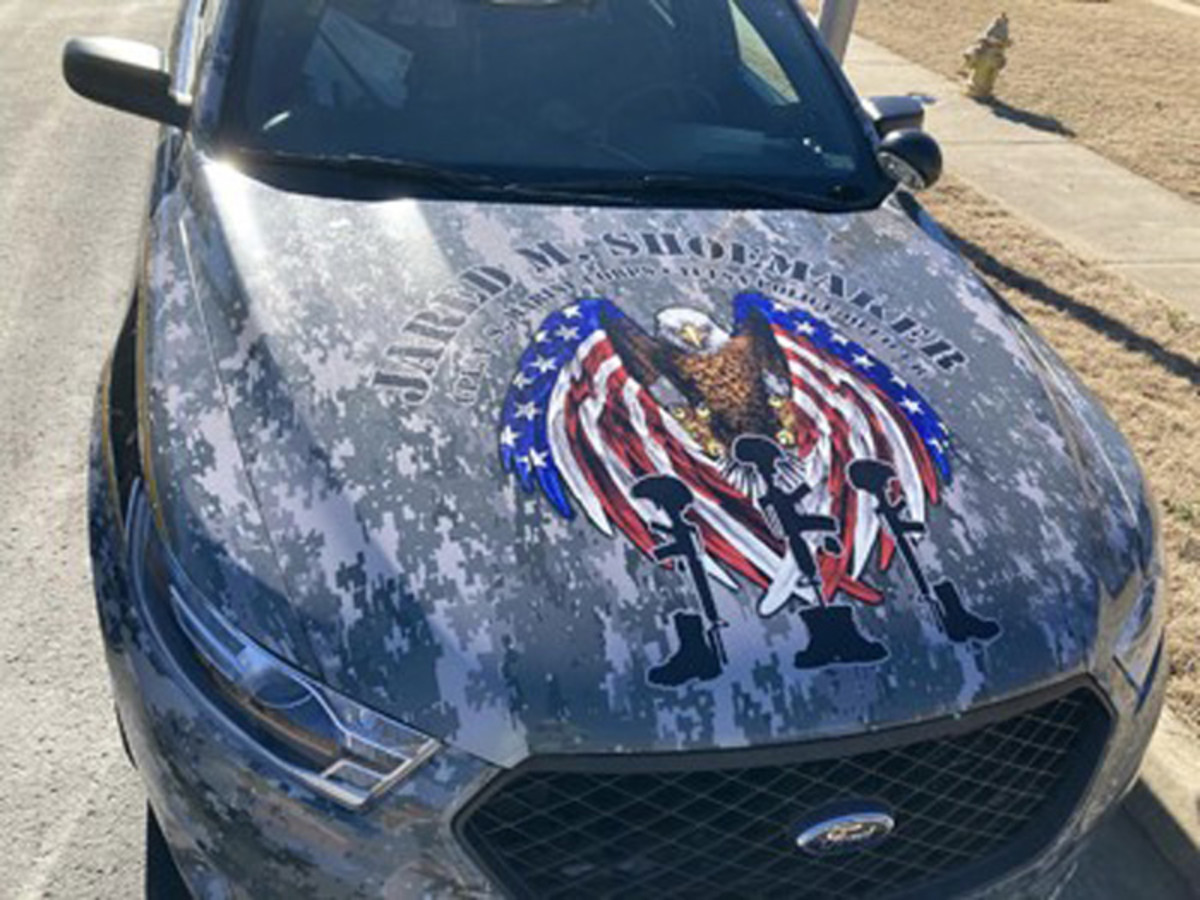 A Tulsa, Oklahoma, police cruiser with a tribute on its hood is a fine representation of what can now be included in the MVPA’s Military Tribute Class. 