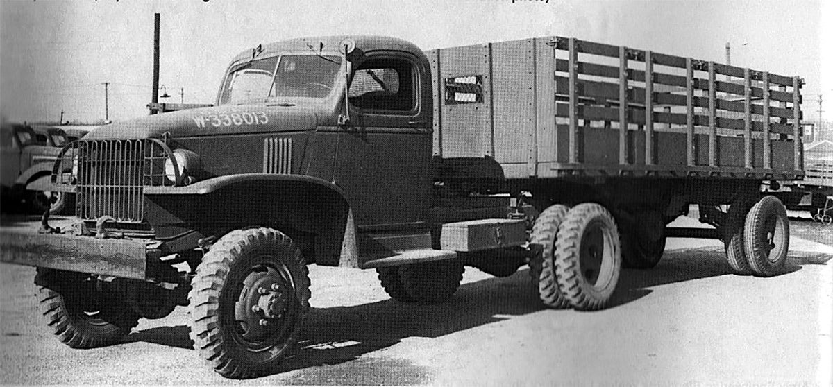 Truck tractor variant. Note the early directional tires before non-directional tire were standardized.