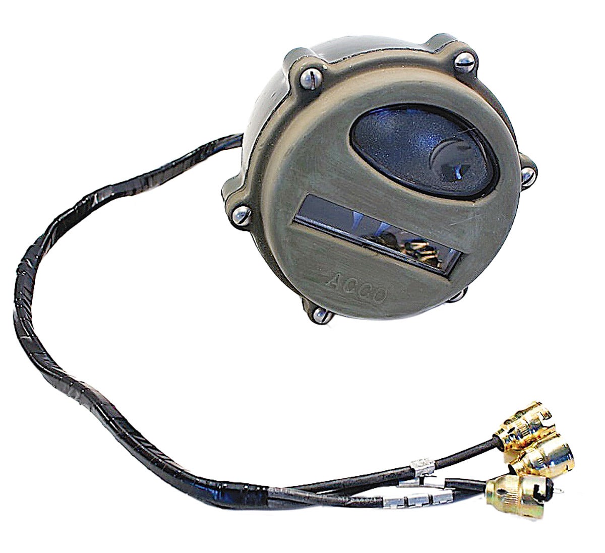 Very early M-series front lamps (clear lenses) had only two light bulbs inside and functioned only as parking and white blackout markers. Later models (show here) had three bulbs and functioned as parking, turn-signal and white blackout markers. Early M-series vehicle wiring connectors were metal (shown here) while later and current vehicles used rubber-covered connectors.