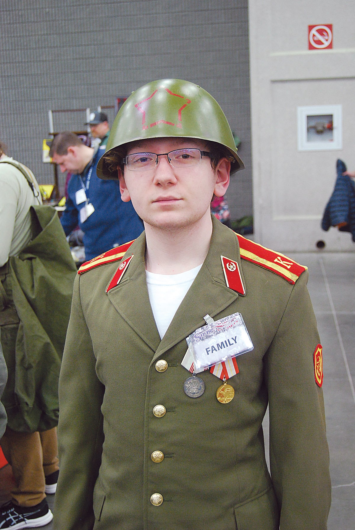 This young cosplayer looked straight out of the Cold War.
