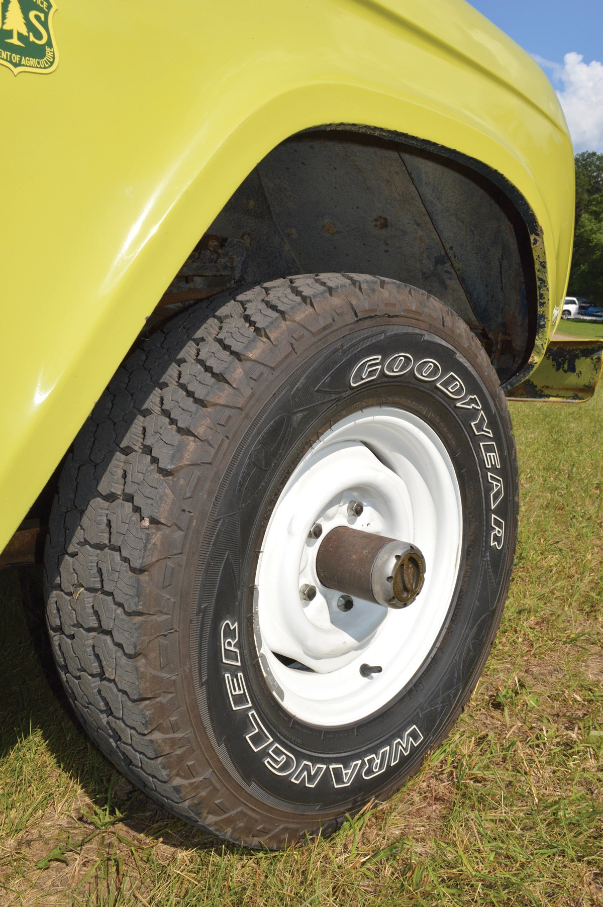 All Broncos were half-ton, four-wheel drives. This 1967 has lockout hubs. Mayer added the correct brass Warn lock-out hubs for authenticity.