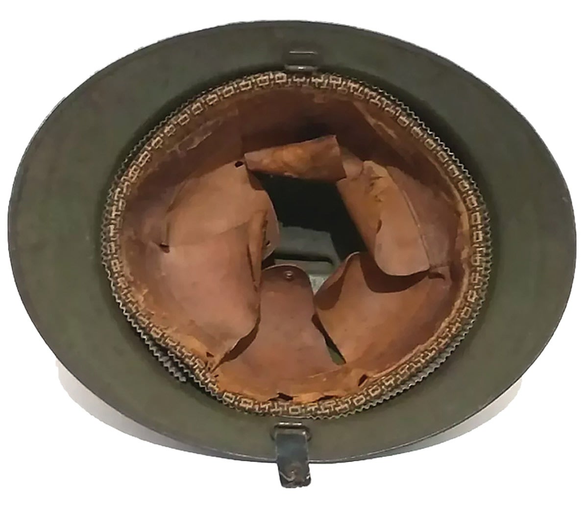 The Brazilian “Adrian” style helmet featured a liner that was likely a clone of the French M15 liner.