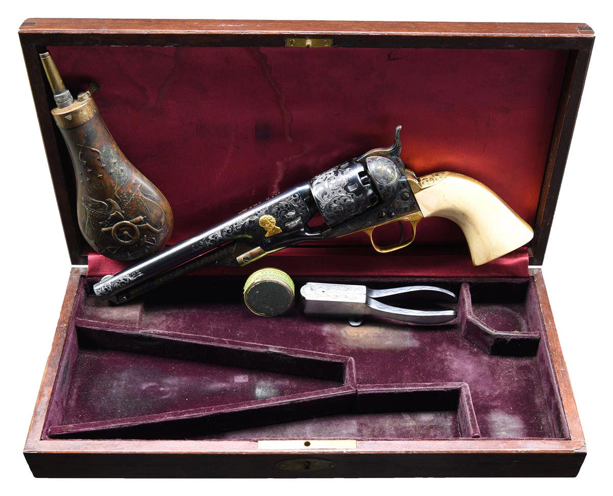 • Lot #3015, a Civil War Colt 1861 Percussion Navy Revolver, was estimated at $2,000-4,000 and sold for $7,250.