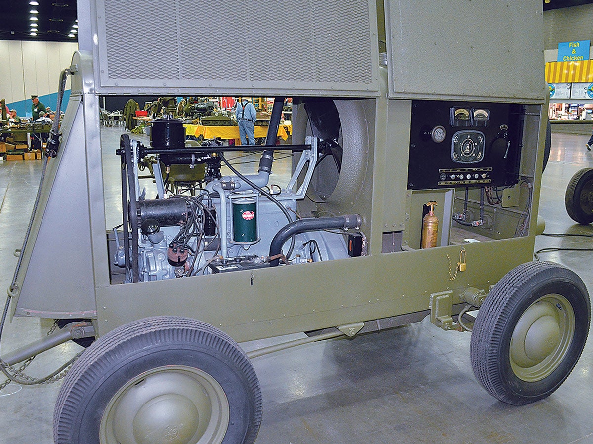 It was nice to see a couple of members team up to make a good display. Anthony Courter brought the power with his 1942 General Electric Search Light Generator.