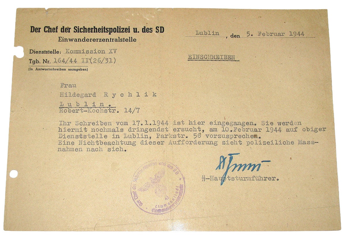 A registered letter from the SD regional office telling a woman that she must report to the Lublin office or face severe consequences.