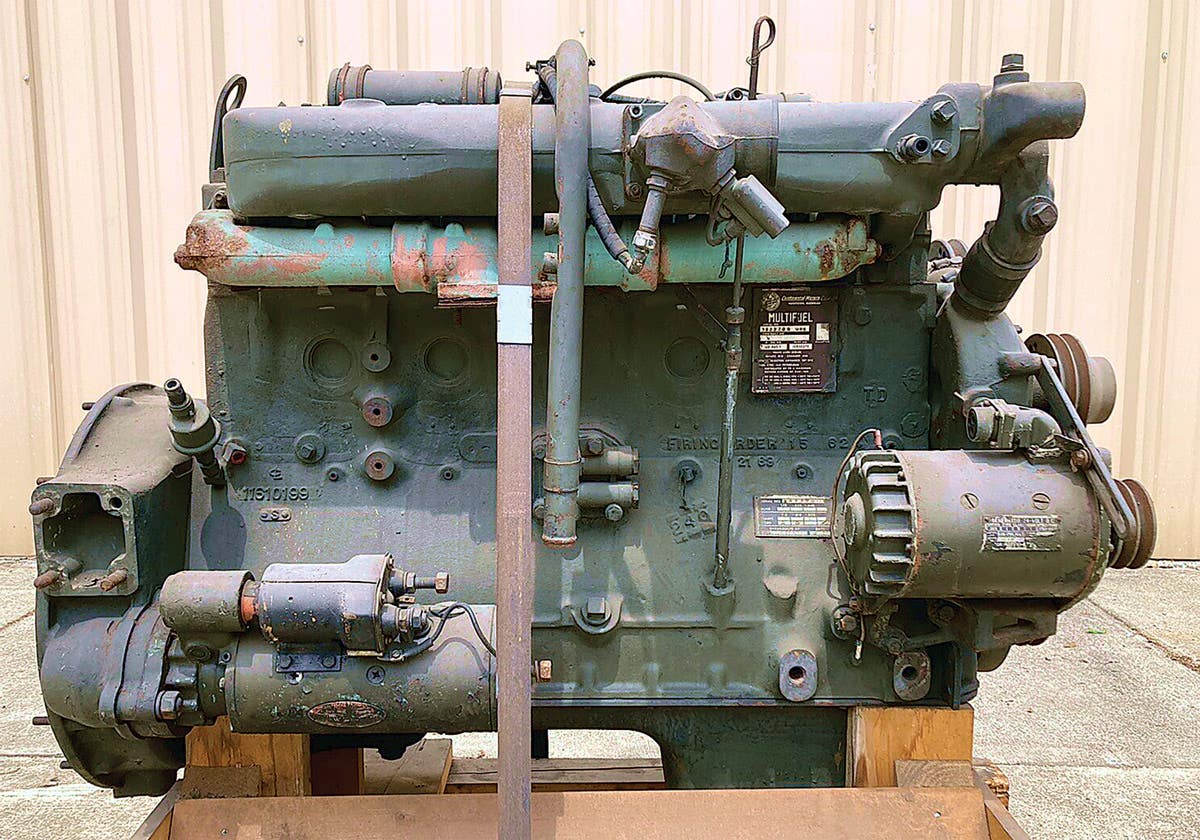 The LD-465 was an evolution of the first-generation LDS-427 engine, developed with specific features to support its multifuel capability.