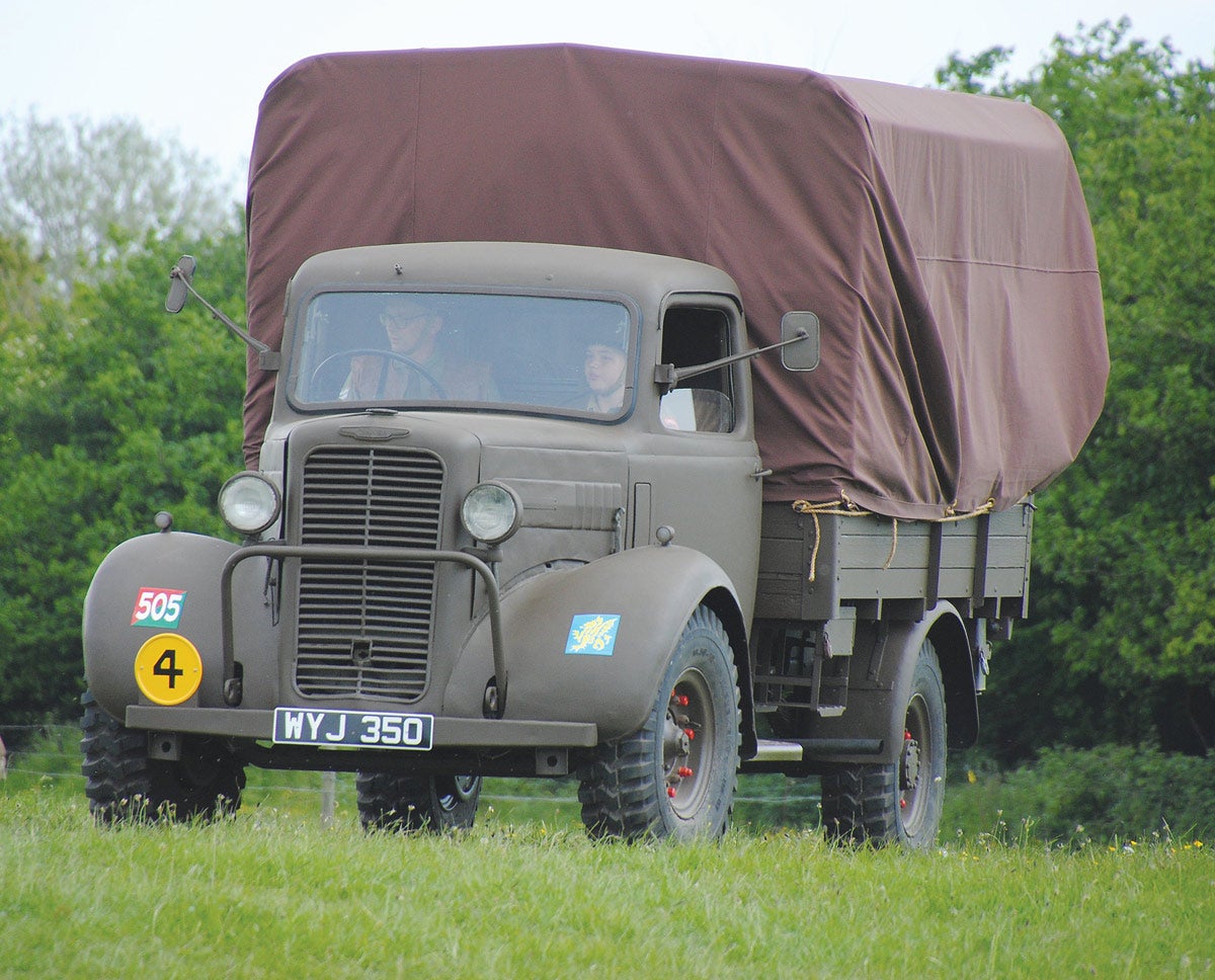 The ground clearance was only 9 inches, but it looks much more and the vehicle could be driven over quite uneven ground to deliver its cargo.