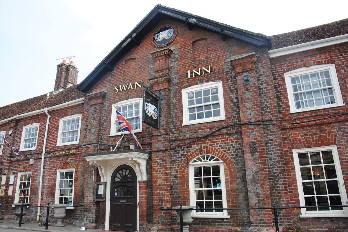 The Swan in Sturminster Newton. Good beer, but sadly lacking in evidence of wartime connections.