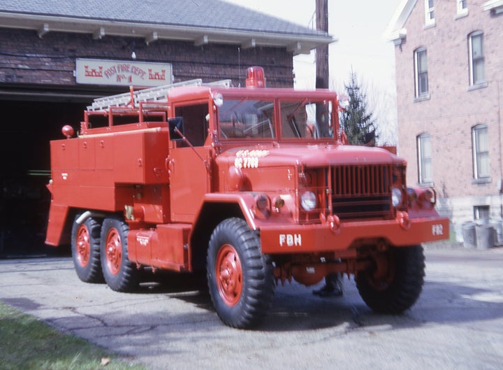 530b-fire-truck-april-1965-graf-477red.jpg