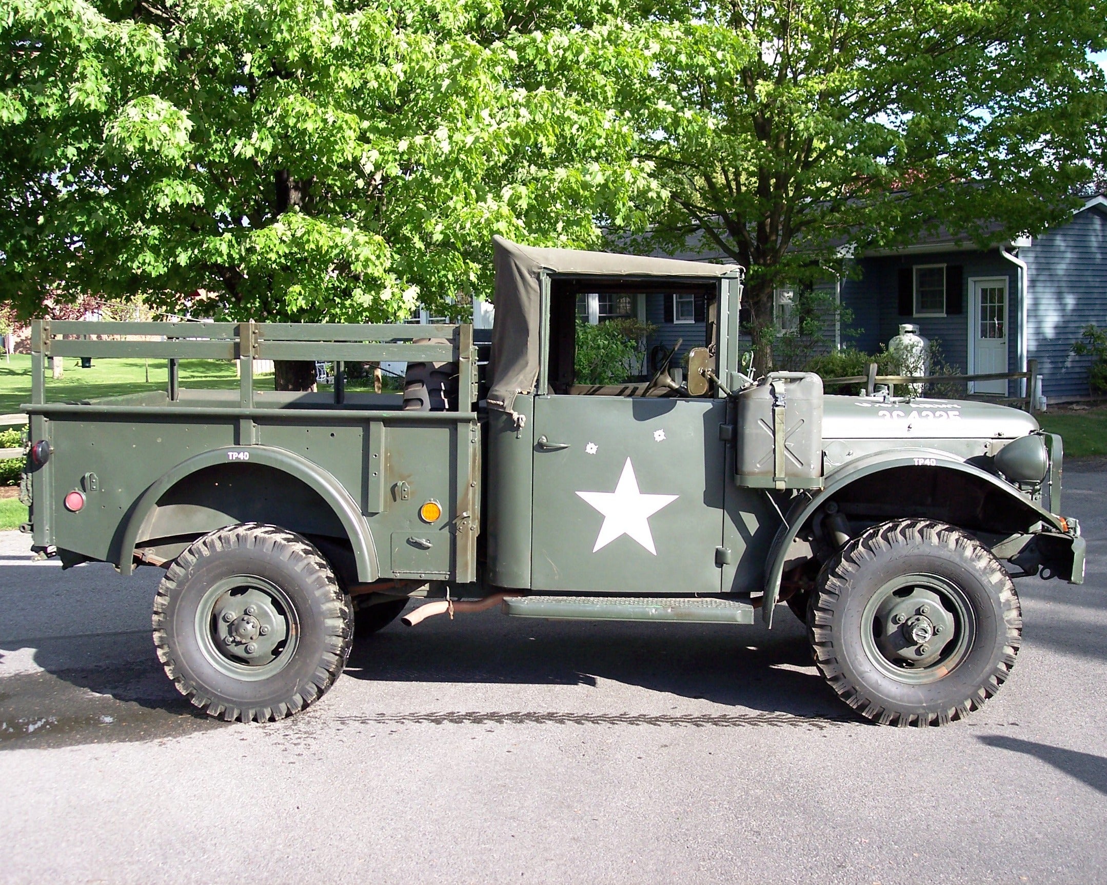 m37-r.jpg