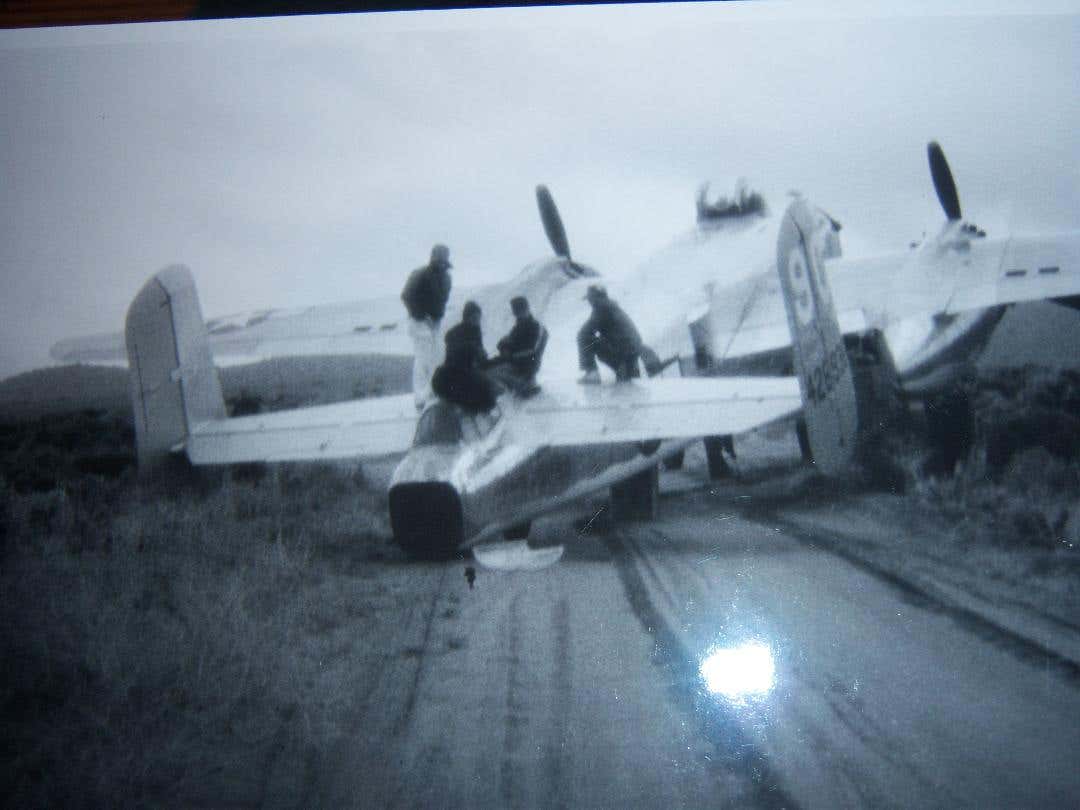 b25-3.jpg