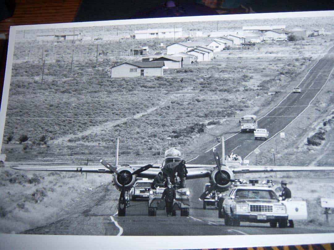b25-1.jpg