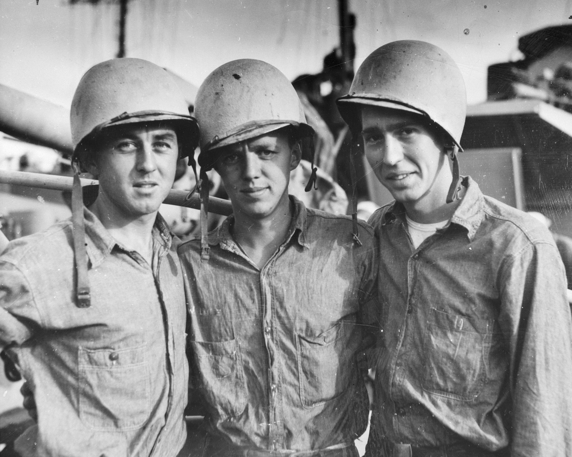 helmets-20038627.jpg