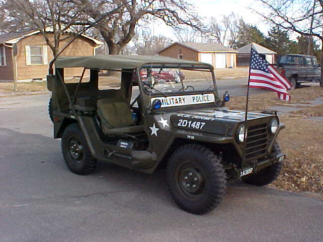 m151-1962-ford-larry-elsasser-b.jpg