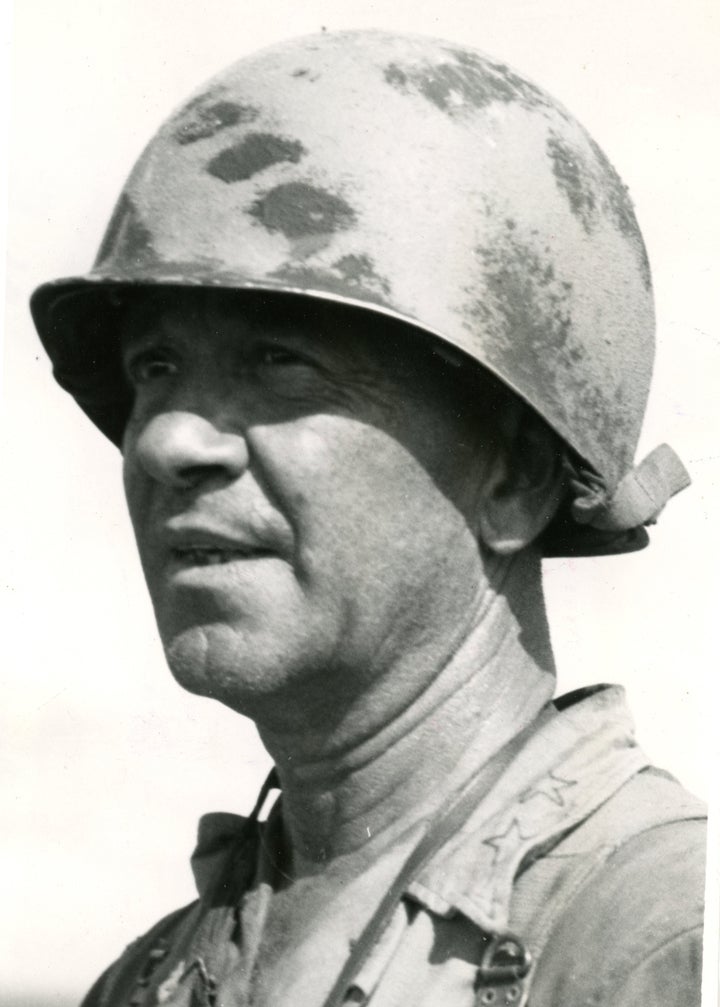 96th-div-gen-jl-bradley-painted-helmet-a-red.jpg
