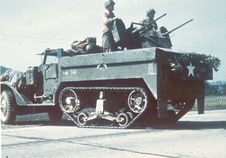 fig-8red.jpg