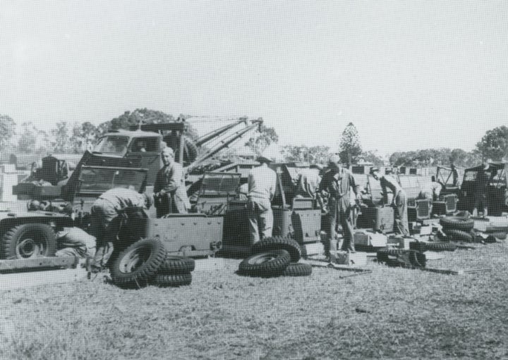 jeeps-in-cratesred.jpg