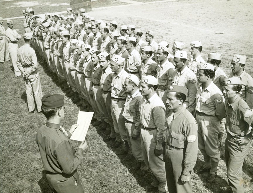 italian-service-unit-77093905red.jpg