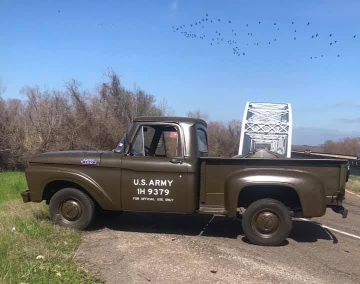 ford-pickup-warren-matthews-trimmed.jpg