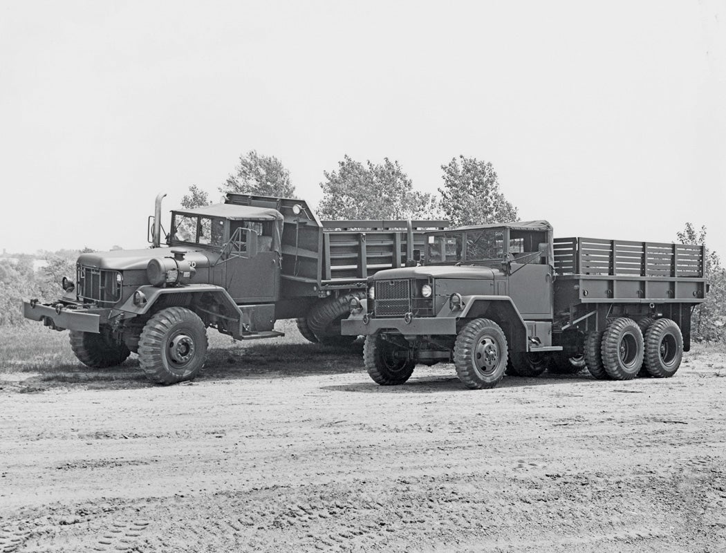 5-jp-5-ton-trucks-frnt-lft.jpg
