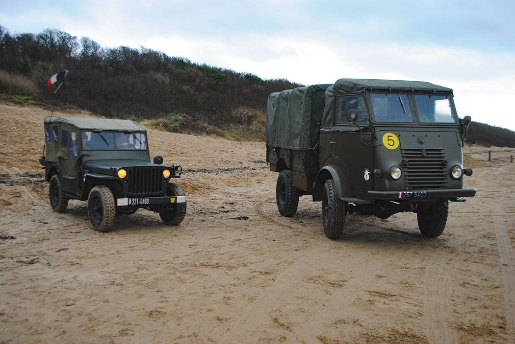 r-11_c.jpg
