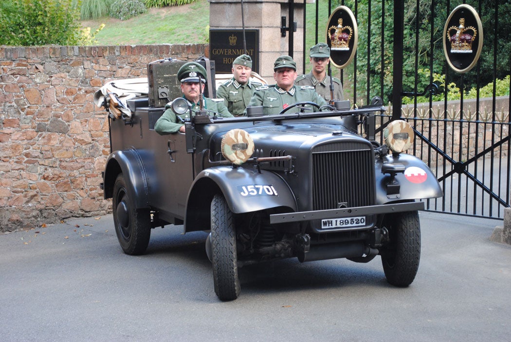 r200-7.jpg