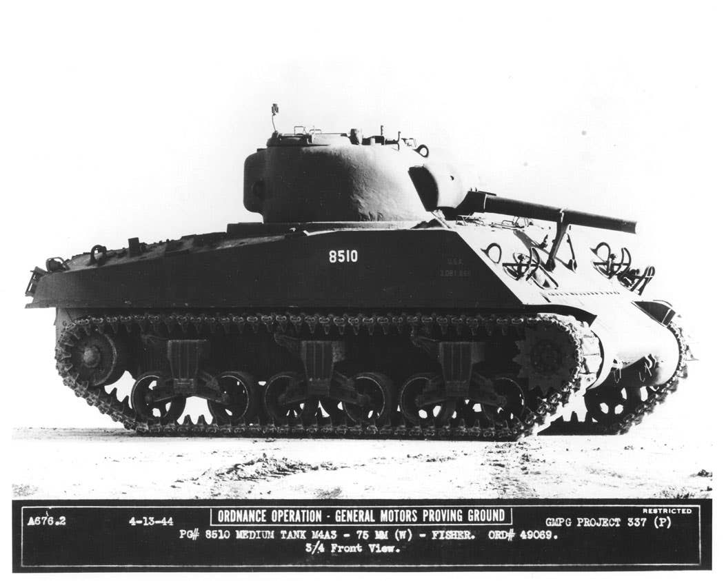 A look at the M4A3 75mm (W) Sherman - Militarytrader, image size:1050x843