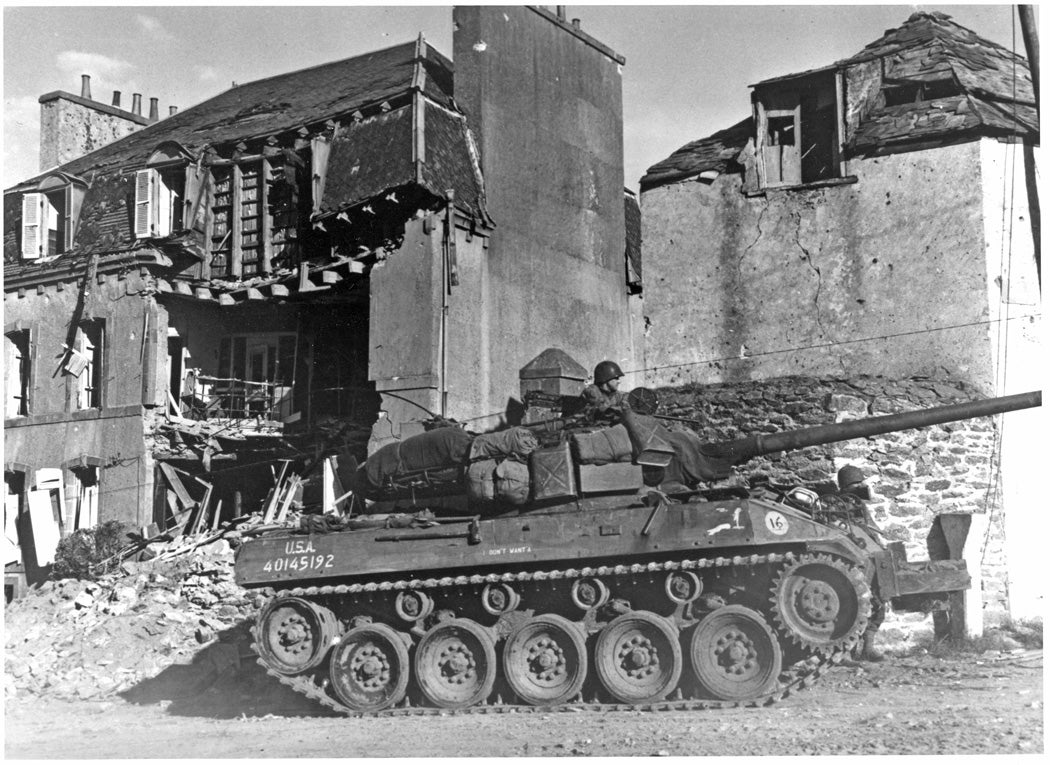 8-111-sc-193830-m18-battle-for-brest-france-9-9-44bw.jpg