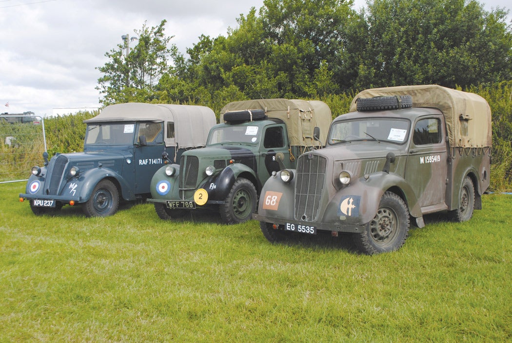 tilly-8-line-up-raf-standard-in-the-dc-series_.jpg