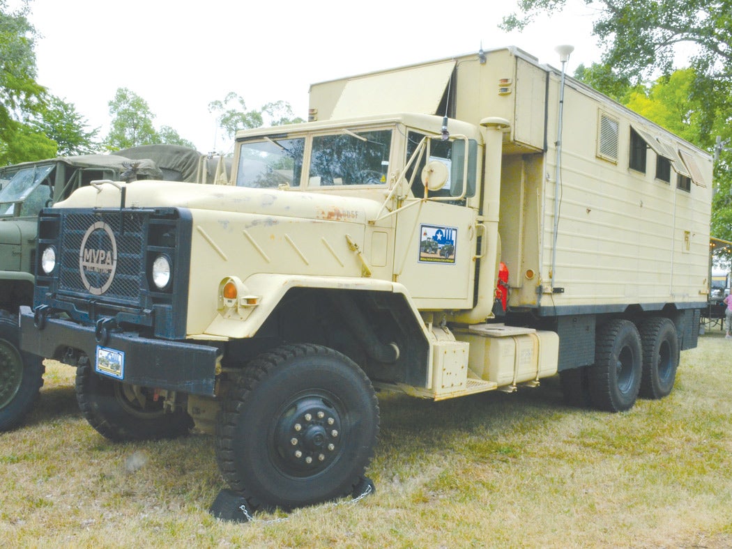 aff23-m934-bn-5681b-sl.jpg