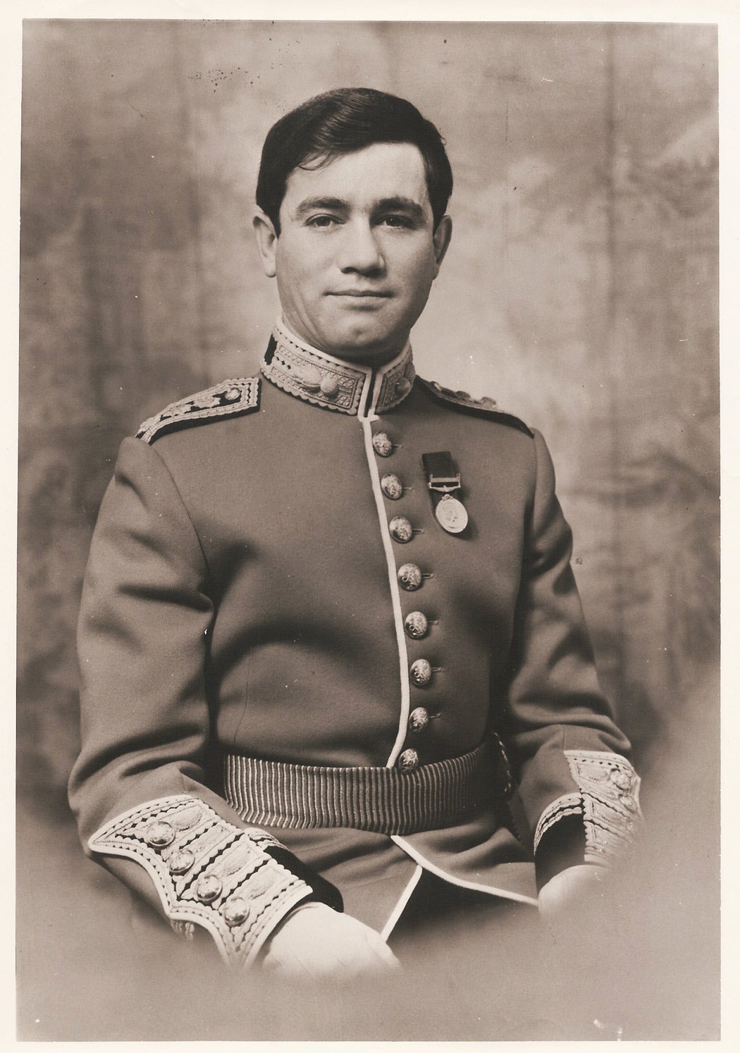 gc-9-captain-robert-nairac-grenadier-guards.jpg